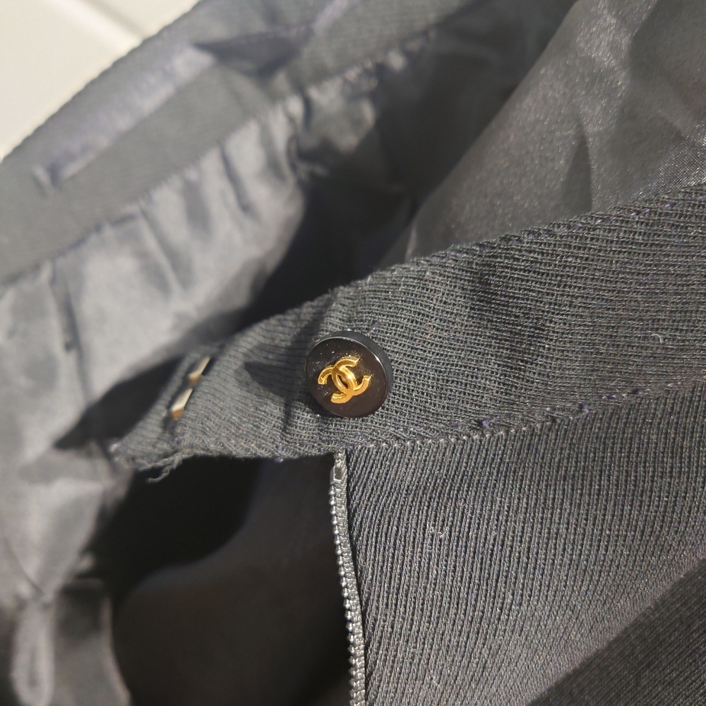 Vintage CHANEL pleated black dress pants - Picture 12 of 16